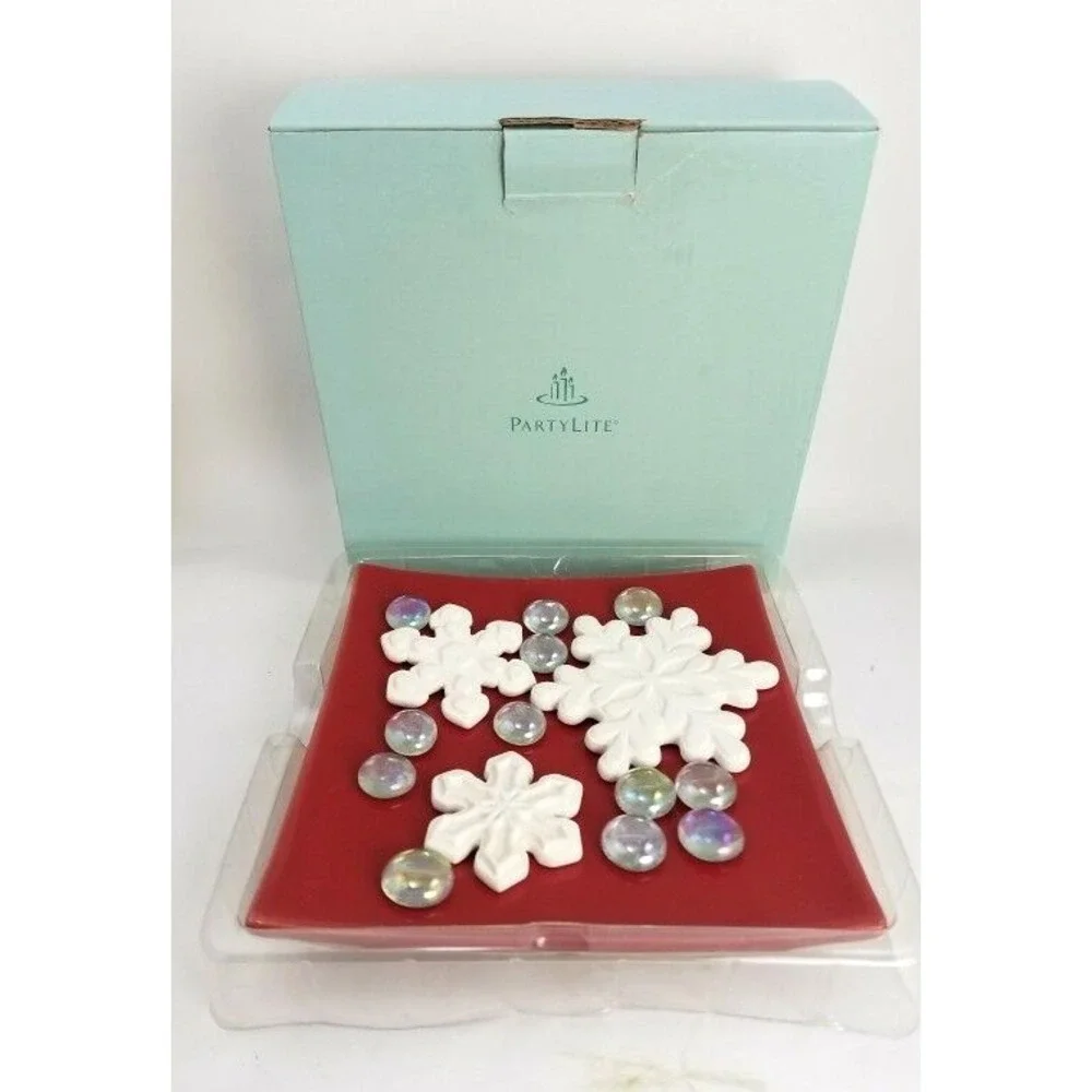 Partylite Fragrance Accents Holiday Christmas Scented Porcelain Snowflake Décor